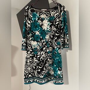 Teal Long Sleeve Dress with Floral Print and Elegant Design